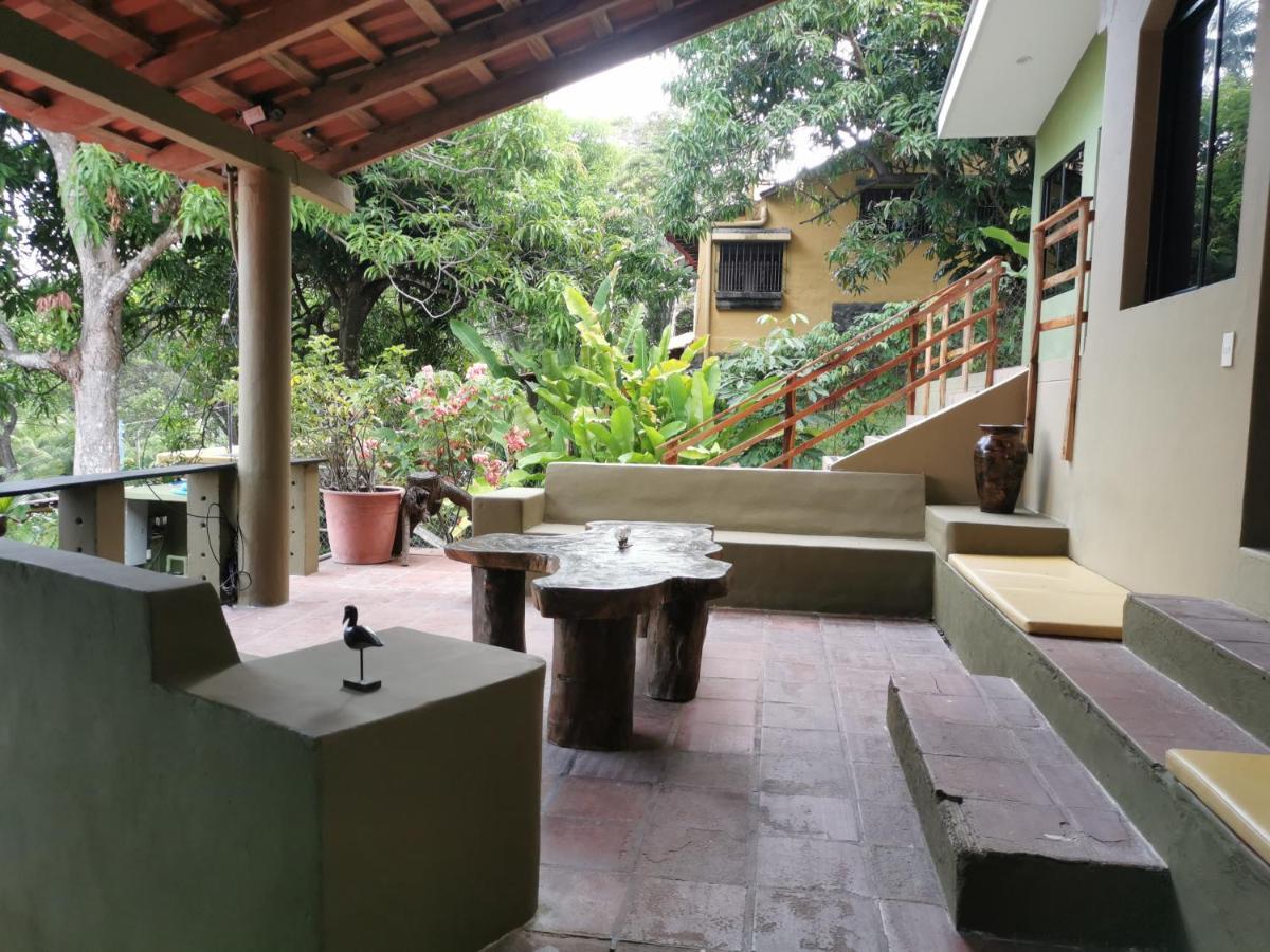 Lagarza Hostel La Libertad Exterior photo